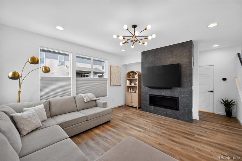 15085 Gladshine Dr, Parker, CO 80134