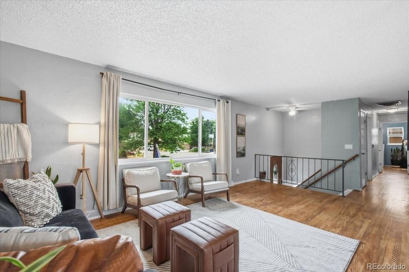 9837 Arizona Ave, Lakewood, CO 80232