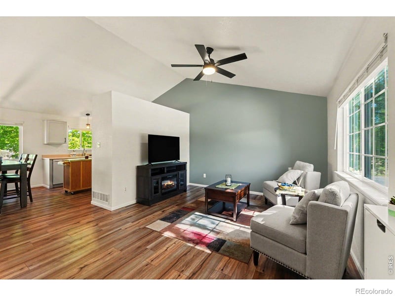5399 Wolf Ct, Longmont, CO 80504