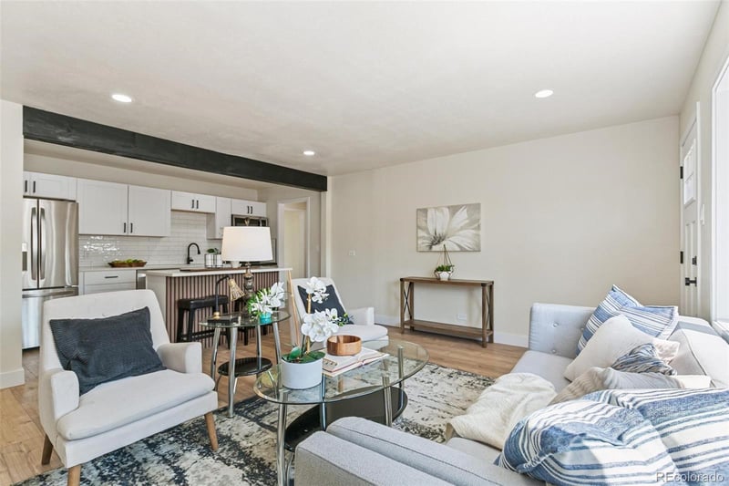 1657 Macon St, Aurora, CO 80010