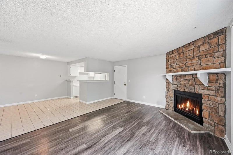 18064 Ohio , Aurora, CO 80017