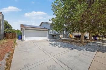 15691 E Colorado Ave, Aurora, CO 80017