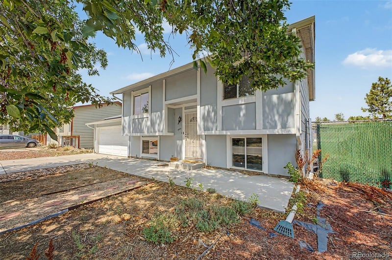 15691 E Colorado Ave, Aurora, CO 80017