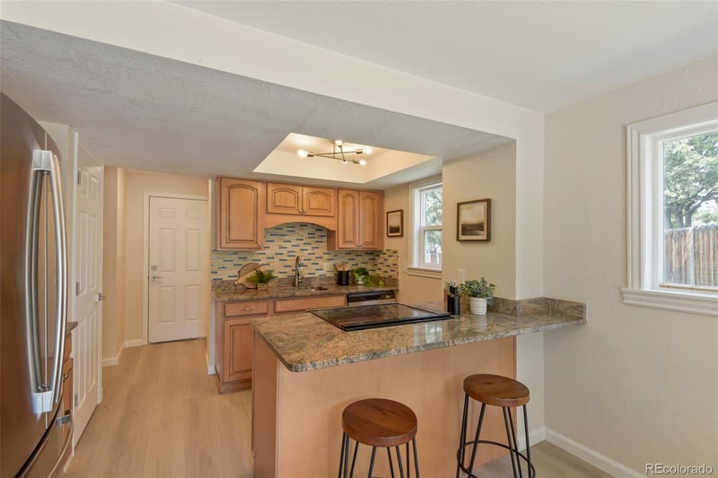 3044 Macon Cir, Aurora, CO 80014