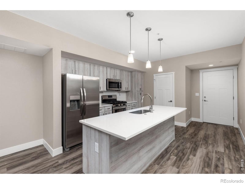 310 Cherrywood Dr #201, Lafayette, CO 80026