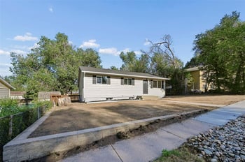 838 Sequoia Dr, Colorado Springs, CO 80910