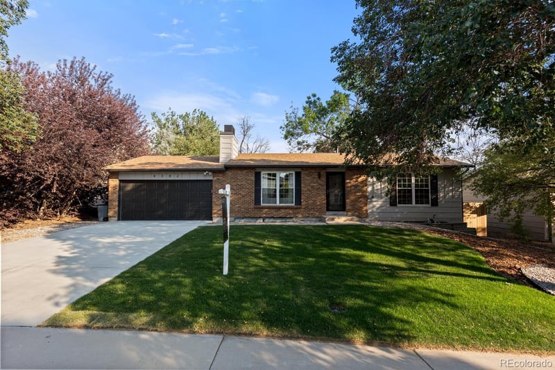 4382 Ceylon Way, Aurora, CO 80015