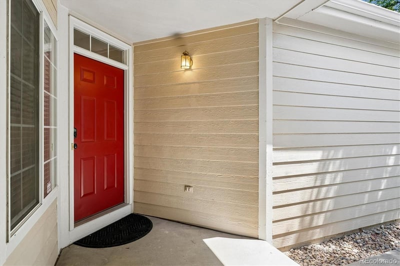 9024 W Phillips Dr, Littleton, CO 80128