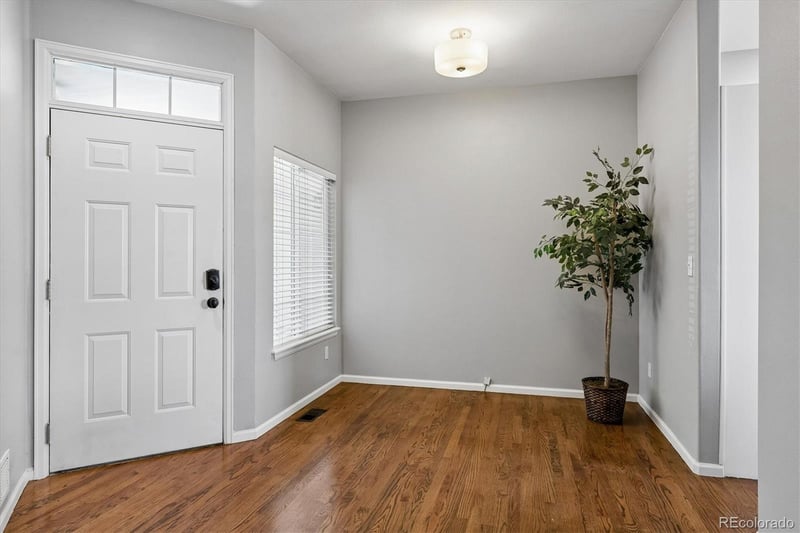 9024 W Phillips Dr, Littleton, CO 80128