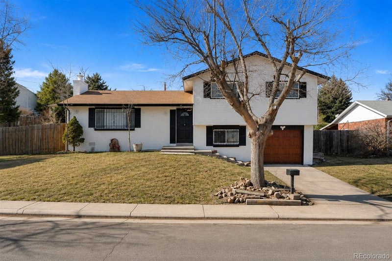 1255 Granby St, Aurora, CO 80011