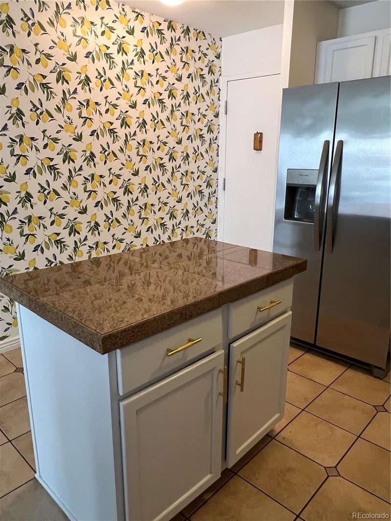 1121 Albion St #607, Denver, CO 80220