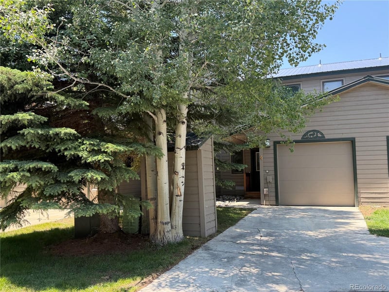 611 Shoreline Ln #4, Grand Lake, CO 80447