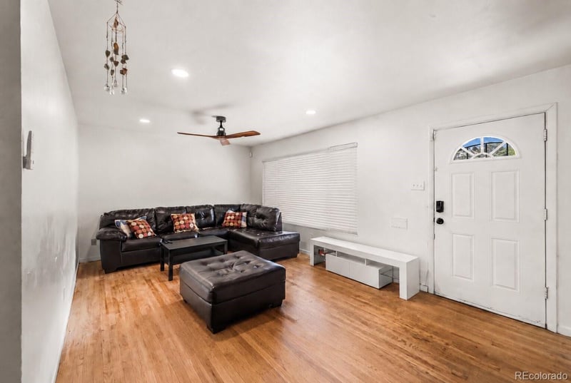 12445 E 6th Pl, Aurora, CO 80011