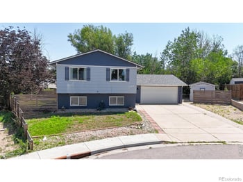 2264 Darla Ct, Loveland, CO 80537