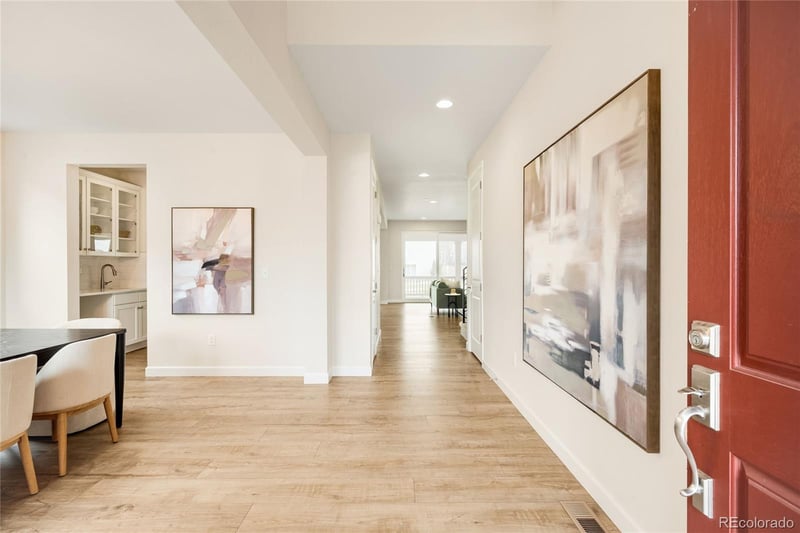 7110 White Crow Way, Aurora, CO 80016