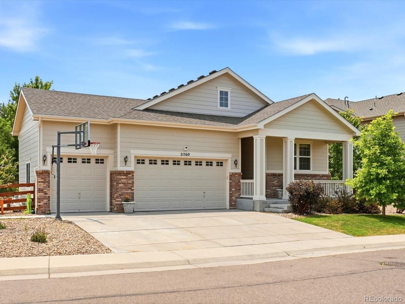 21560 Union Pl, Aurora, CO 80015