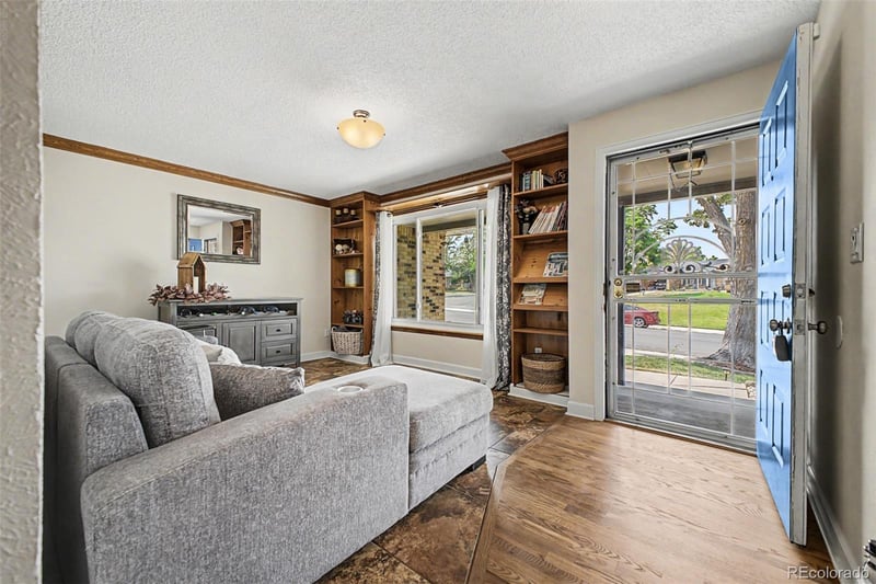 4002 Argonne Way, Aurora, CO 80013
