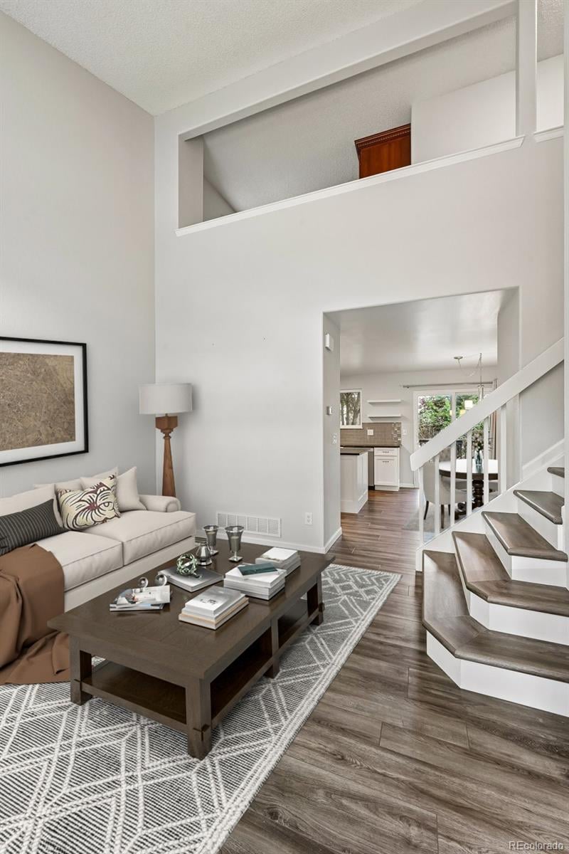 9785 Autumnwood Pl, Highlands Ranch, CO 80129
