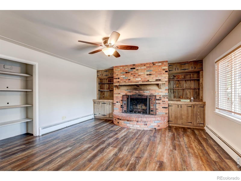 1827 Collyer St, Longmont, CO 80501