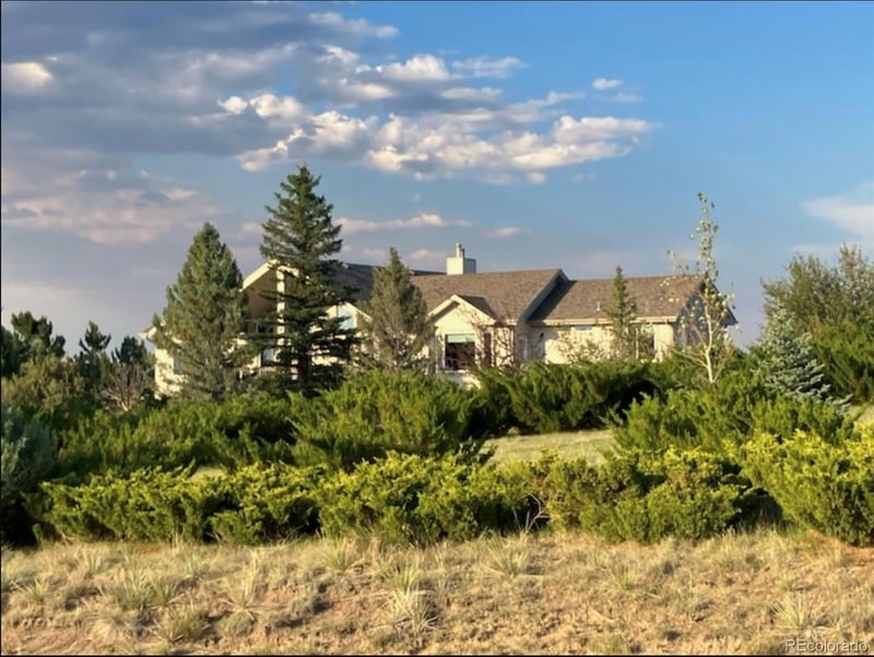41920 Valley View Ct, Elizabeth, CO 80107