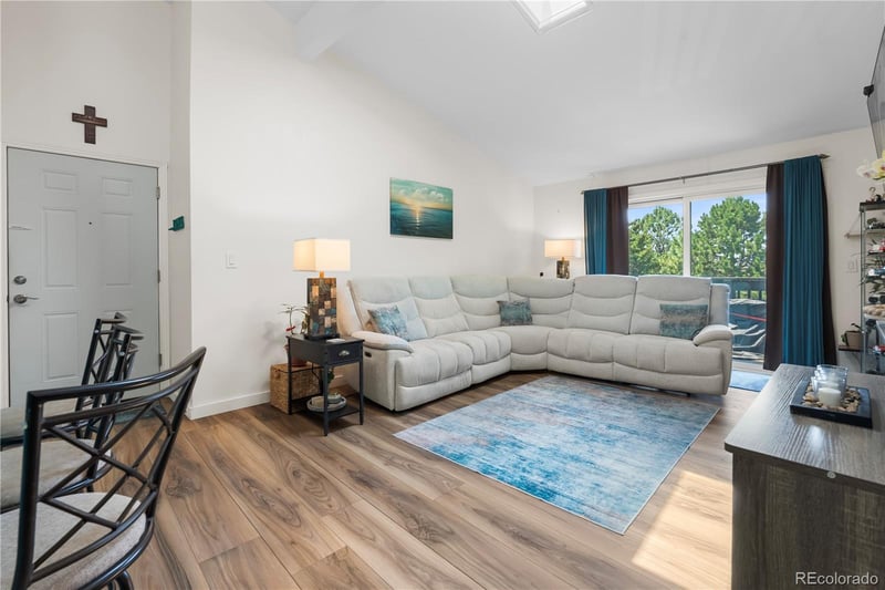 6475 Dayton St #Apt 305, Englewood, CO 80111