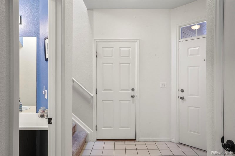 12105 2nd Dr, Aurora, CO 80011