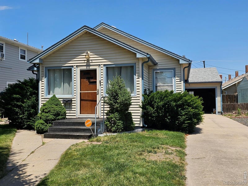 506 Oak St, Sterling, CO 80751