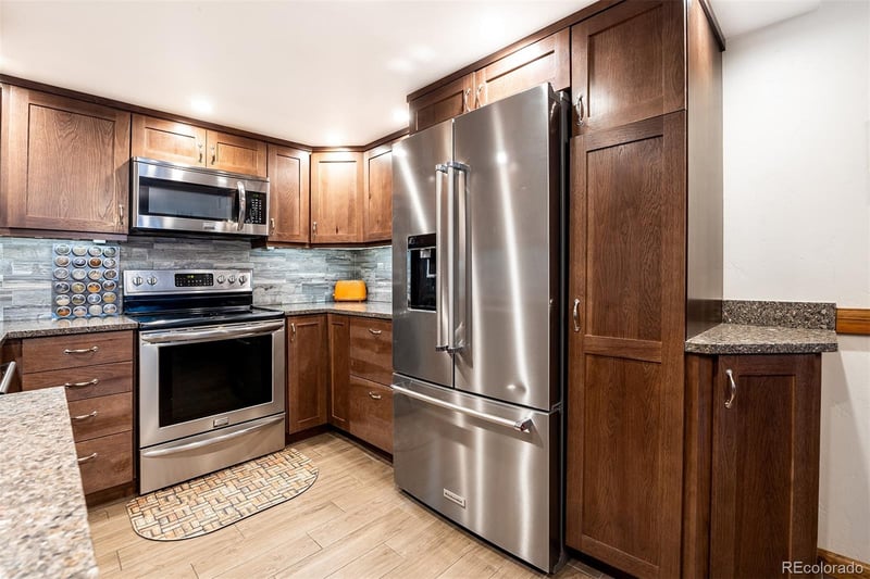 165 Wheeler Pl #403, Frisco, CO 80443