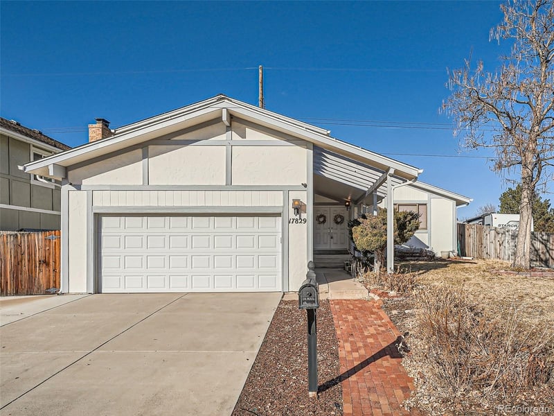 17829 Belleview Pl, Aurora, CO 80015
