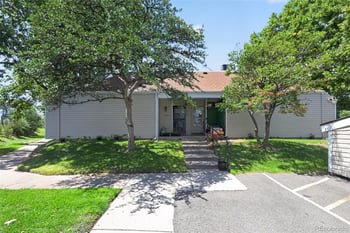 2600 S Xanadu Way #B, Aurora, CO 80014