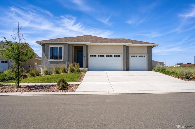 1913 Cuchara Dr, Pueblo, CO 81001