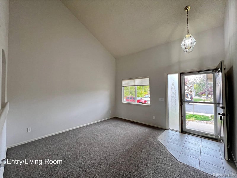 5377 Ukraine Way, Aurora, CO 80015