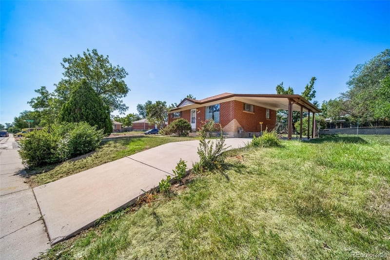 160 105th Ave, Denver, CO 80233