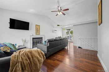 4882 S Genoa St, Centennial, CO 80015