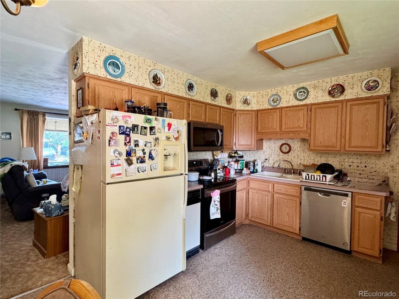 759 12th Ave, Brighton, CO 80601