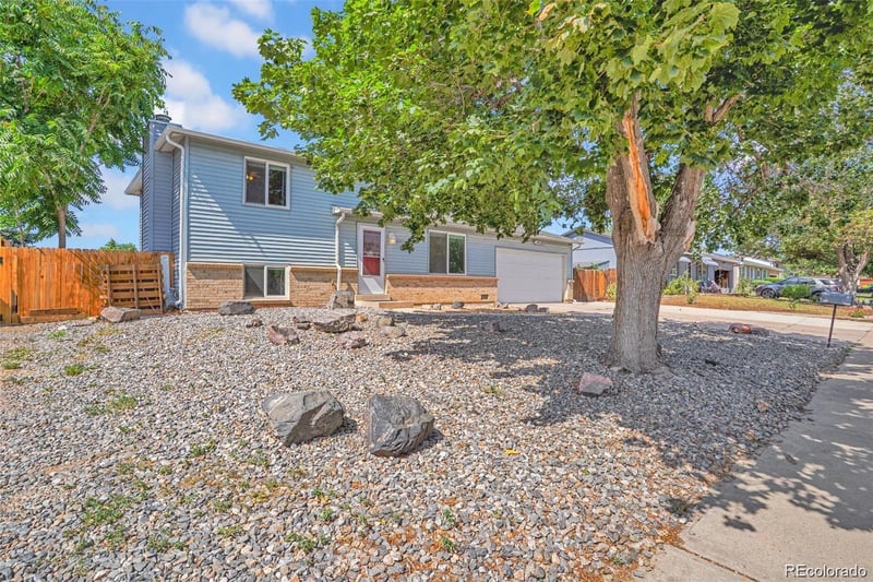 16219 Linvale Ave, Aurora, CO 80013
