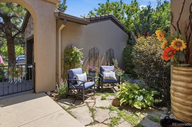 5083 Hidden Pond Pl, Castle Rock, CO 80108