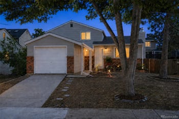 4955 S Quintero Cir, Aurora, CO 80015