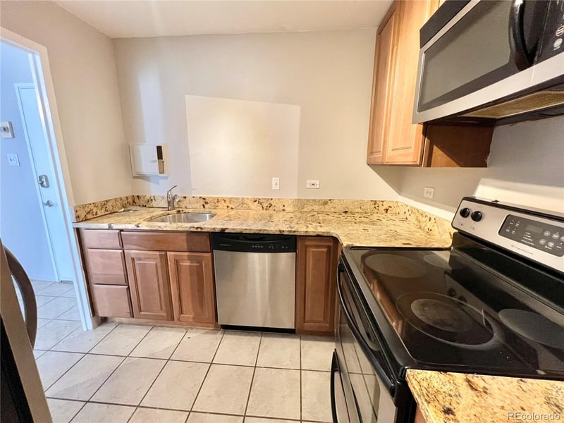 888 Logan St #6I, Denver, CO 80203