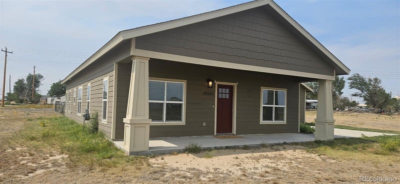 40065 Cactus Dr, Eads, CO 81036