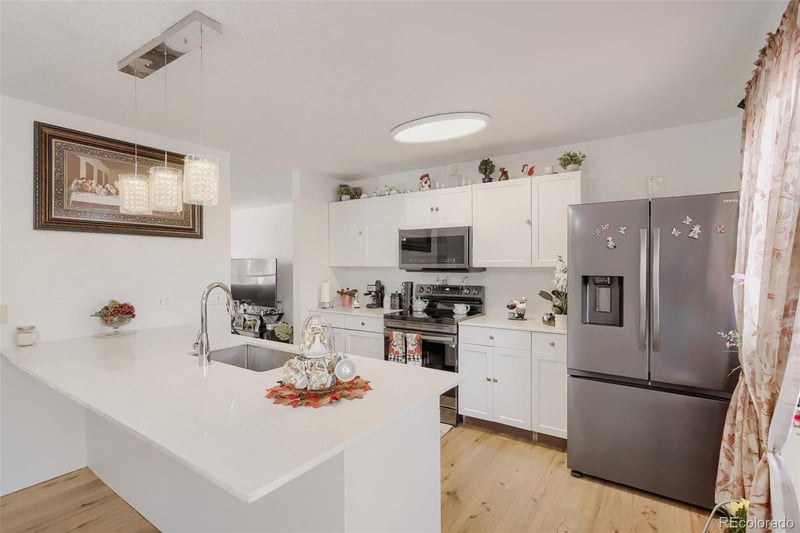 16333 Carolina Dr, Aurora, CO 80017