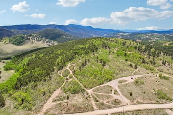 0001 Mac Rock Rd, Central City, CO 80427