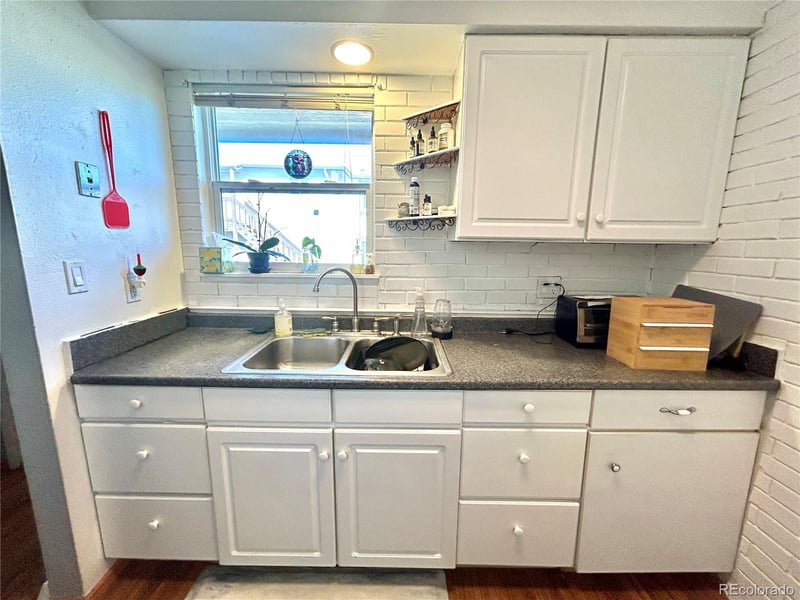 952 Coronado Pw #C, Denver, CO 80229
