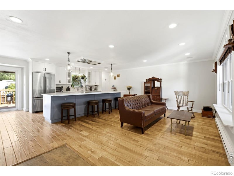 5217 Greenview Dr, Fort Collins, CO 80525