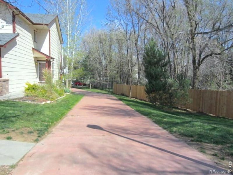 985 Winona Cir, Loveland, CO 80537