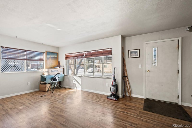 8201 Santa Fe Dr Lot 86, Littleton, CO 80120