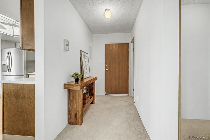 13850 E Marina Dr #101, Aurora, CO 80014