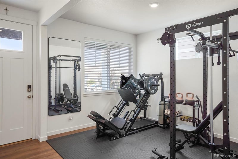 9936 Ceylon Ct, Commerce City, CO 80022