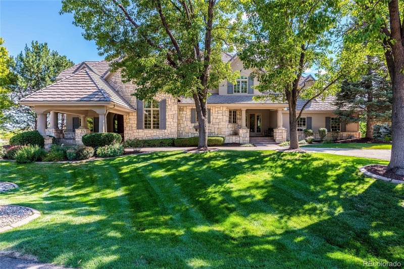 4450 W Caspian Cir, Littleton, CO 80128