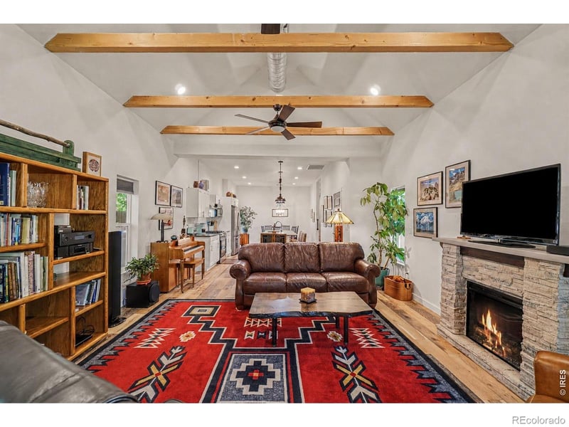 135 Washington Ave, Loveland, CO 80537
